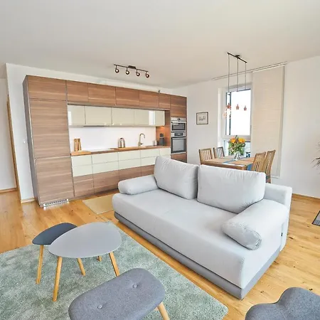 Grand - Three Bedrooms With Panorama Of The Old Town Lejlighed *